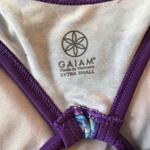 Yoga top/workout top